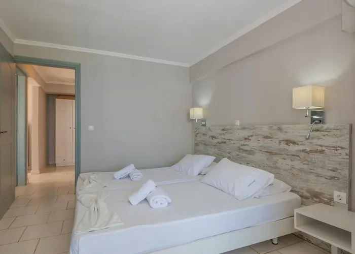 Apartahotel Boletsos