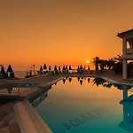 Apartahotel Boletsos