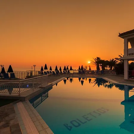 Aparthotel Boletsos